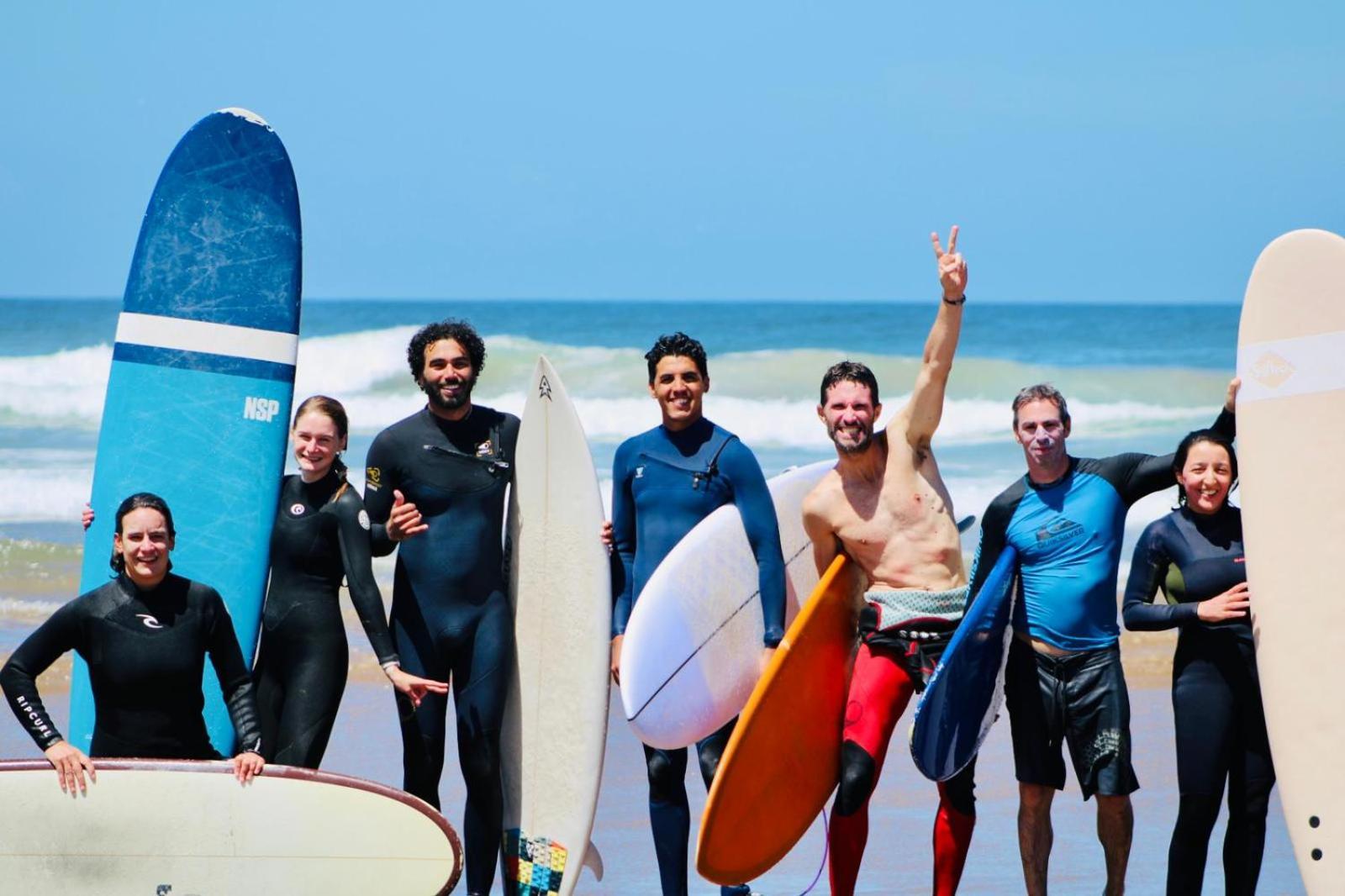 Olas Surf Camp 依索安 外观 照片